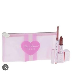 Too Faced Lady Bold Lipstick & Liner Gift Set w Bag